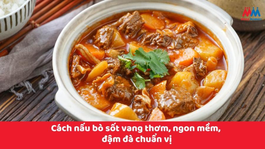 Nồi chả cá kho tiêu xanh đang sôi liu riu, tỏa hương thơm nồng nàn, một biến tấu hấp dẫn từ cách nấu cách kho chả cá