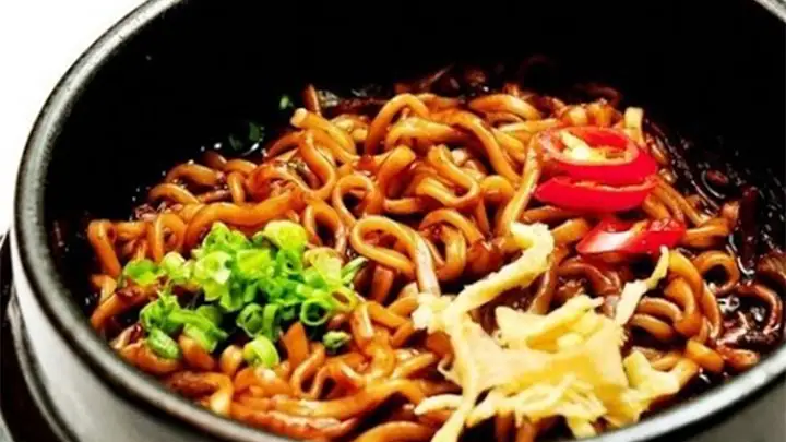 2Mì tương đen 2Mì tương đen