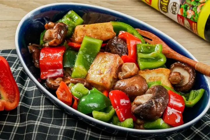 1. Đậu hũ xào rau củ
