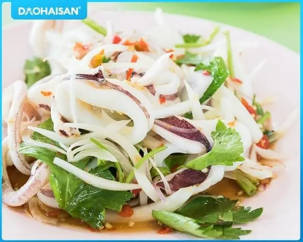 Bật mí cách chế biến mực xào cần tỏi tây hấp dẫn Bật mí cách chế biến mực xào cần tỏi tây hấp dẫn