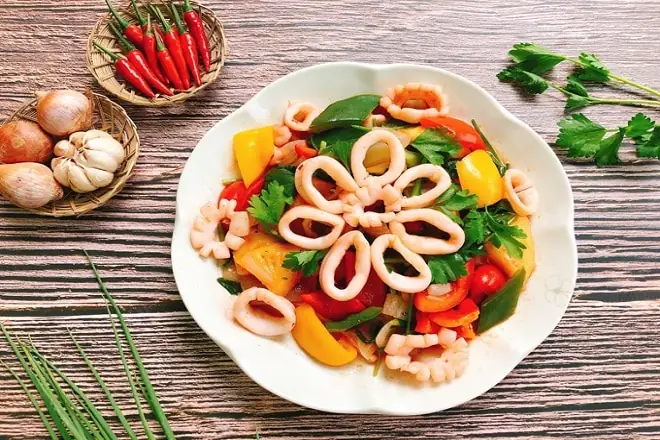 Má»±c xÃ o hÃ nh tÃ¢y: 5 cÃ¡ch náº¥u ÄÆ¡n giáº£n, giÃ²n ngon táº¡i nhÃ