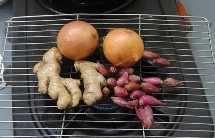 Bước 1: Sơ chế nguyên liệu