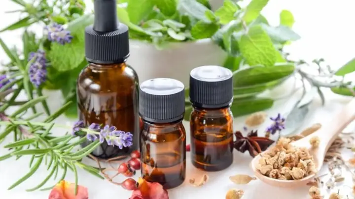 3. Công thức làm nước lau sàn từ tinh dầu thiên nhiên