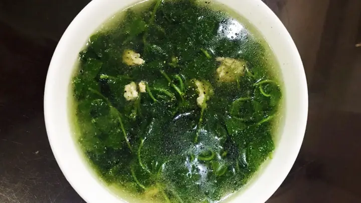 Canh rau má thịt bằm