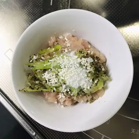 Ướp và xào thịt Ướp và xào thịt