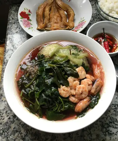 “Mát trời ông địa” tô canh tập tàng rau sâm đất ngày oi bức