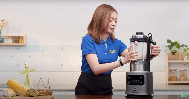 1Máy làm sữa hạt không lên điện