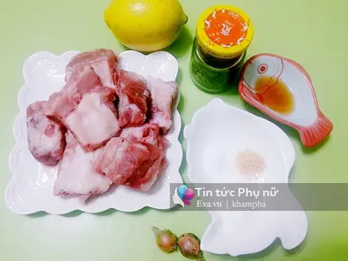 Món sườn sốt chanh có vị thơm ngon, cực dễ ăn, đảm bảo bao nhiêu cơm cũng hết.