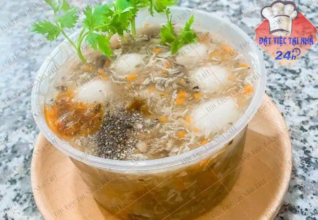Soup cua trứng cút