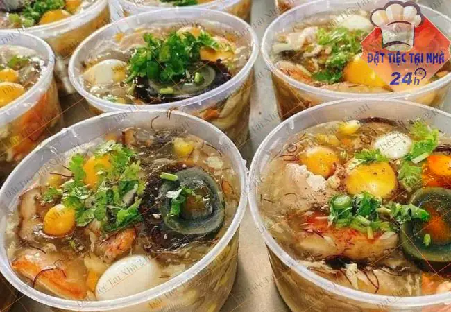 Soup cua bắp non gà xé