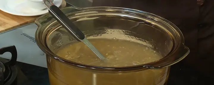 Nấu súp bắp Nấu súp bắp