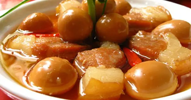 Cách nấu thịt kho tàu miền Tây ăn 'hao' cơm, không sợ mắc bệnh