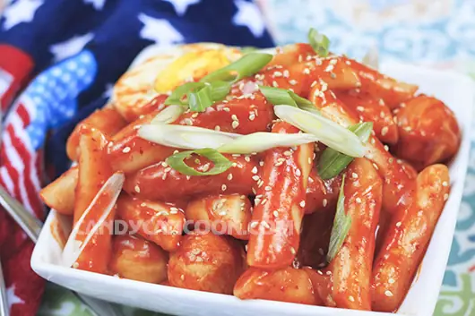cách nấu tokbokki với mì tôm