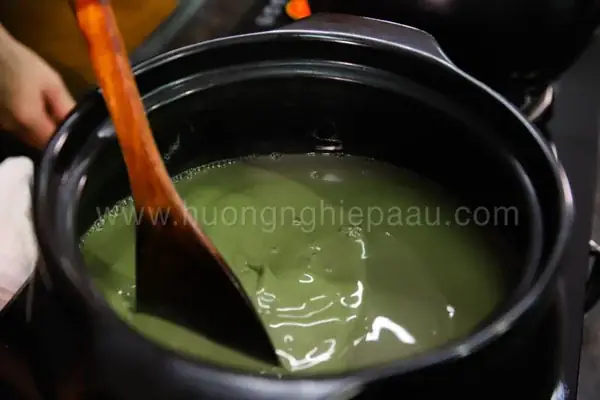 Bước 2: Pha Trà Sữa