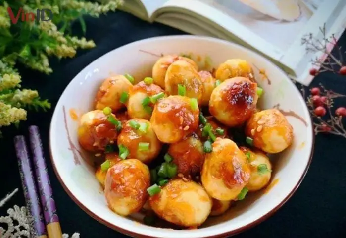 Cách nấu trứng cút sốt me chuẩn vị, đơn giản tại nhà Cách nấu trứng cút sốt me chuẩn vị, đơn giản tại nhà