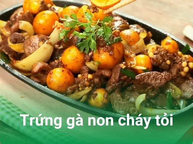 Trứng gà non làm món gì ngon? Trứng gà non cháy tỏi