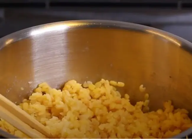 Bước 1: Cách làm nhân bánh khúc Bước 1: Cách làm nhân bánh khúc