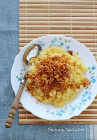 Sticky rice with mung bean