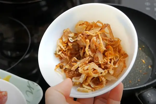 Chế biến các nguyên liệu phụ kèm