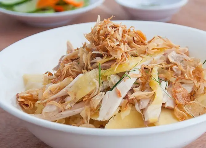 4. Cách nấu xôi xéo gà mềm dẻo, ăn không ngán