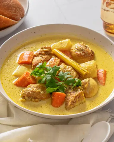 Cách Nấu Cà Ri Gà 3 2 Thơm Ngon Đúng Điệu Tại Nhà Cách Nấu Cà Ri Gà 3 2 Thơm Ngon Đúng Điệu Tại Nhà