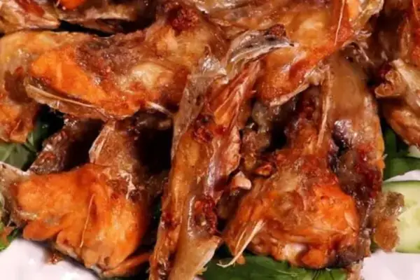 1.6. Đầu cá hồi nướng muối ớt 1.6. Đầu cá hồi nướng muối ớt