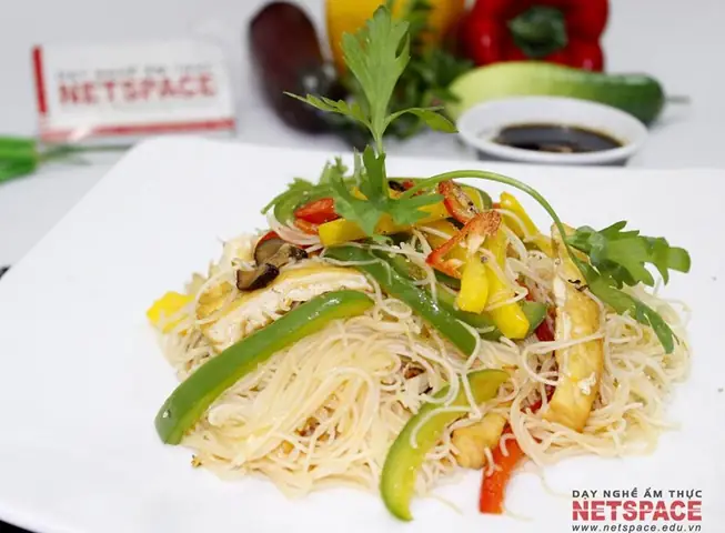 4. Cách làm bún xào Singapore chay 4. Cách làm bún xào Singapore chay