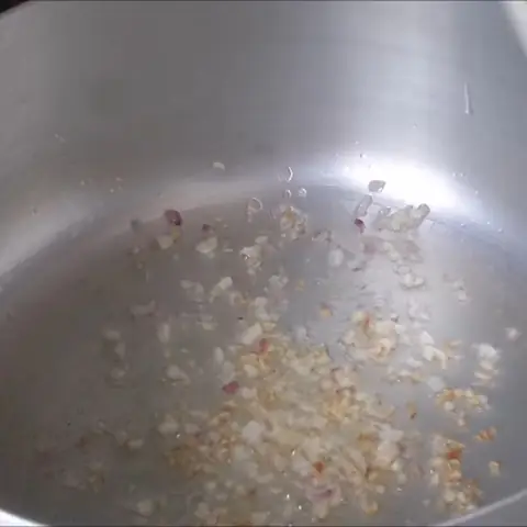 2 cách làm thịt gà nấu cá mòi hộp ngon đậm đà dễ làm ngay tại nhà 2 cách làm thịt gà nấu cá mòi hộp ngon đậm đà dễ làm ngay tại nhà