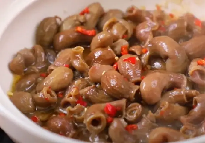 Bao tử cá basa xào sa tế