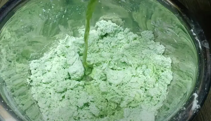 Bước 1: Làm vỏ bánh Bước 1: Làm vỏ bánh