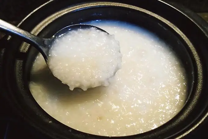 2.3 Cách làm mẻ từ cơm nguội và sữa chua