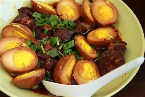 Thịt Kho Tàu Không Dùng Nước Dừa