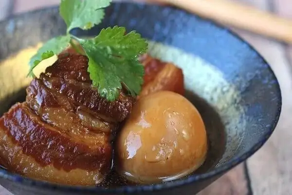 Bước 4: Nấu Và Hoàn Thiện Món Thịt Kho Bước 4: Nấu Và Hoàn Thiện Món Thịt Kho