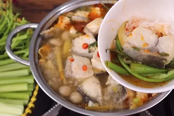 Cách Nấu Nước Lẩu Cá Thơm Ngọt, Không Tanh