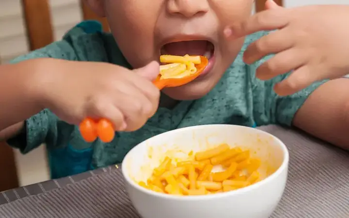 Khi Nào Thì Mẹ Có Thể Cho Bé Ăn Dặm Nui?