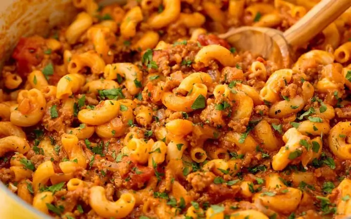 Nấu Món Nui Xào Thịt Bò Với Sốt Cà Chua Cho Bé