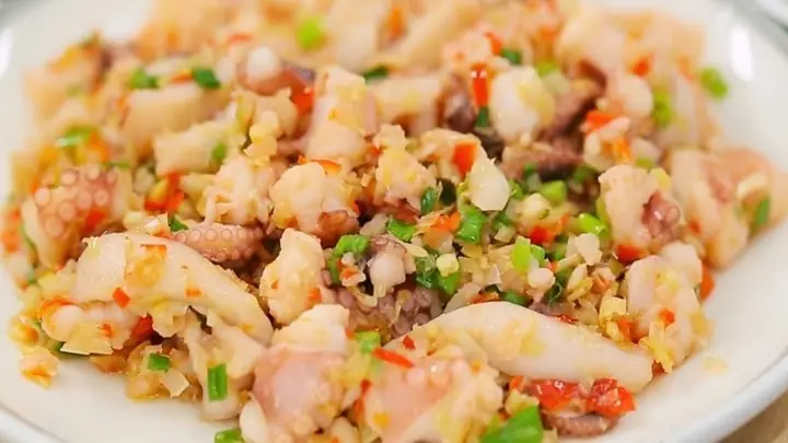 2. Bạch tuộc xào