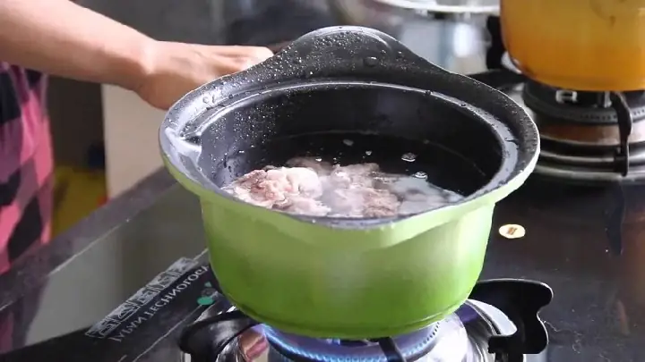 Chế Biến Nồi Nước Dùng Thật Ngon