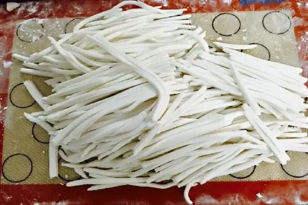 Các bước thực hiện bánh canh cá dầm