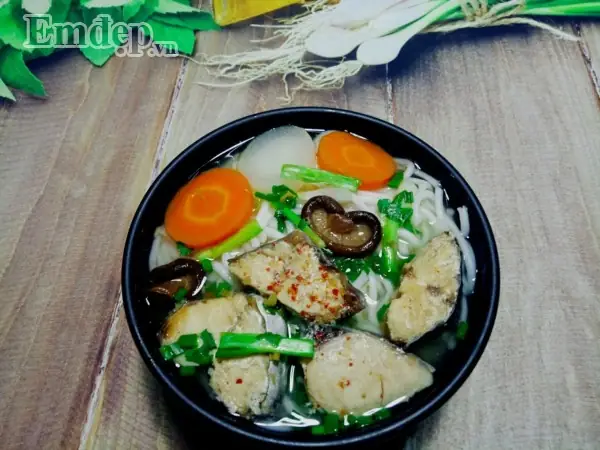 Bánh canh cá thu thanh ngọt, thơm ngon tròn vị Bánh canh cá thu thanh ngọt, thơm ngon tròn vị