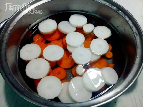 Bánh canh cá thu thanh ngọt, thơm ngon tròn vị Bánh canh cá thu thanh ngọt, thơm ngon tròn vị