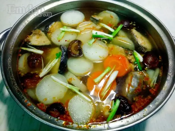 Bánh canh cá thu thanh ngọt, thơm ngon tròn vị Bánh canh cá thu thanh ngọt, thơm ngon tròn vị