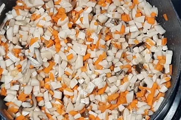 Xào Nguyên Liệu