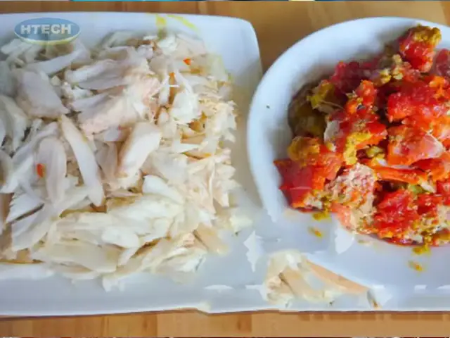 4. Sơ chế cua và các nguyên liệu ăn kèm