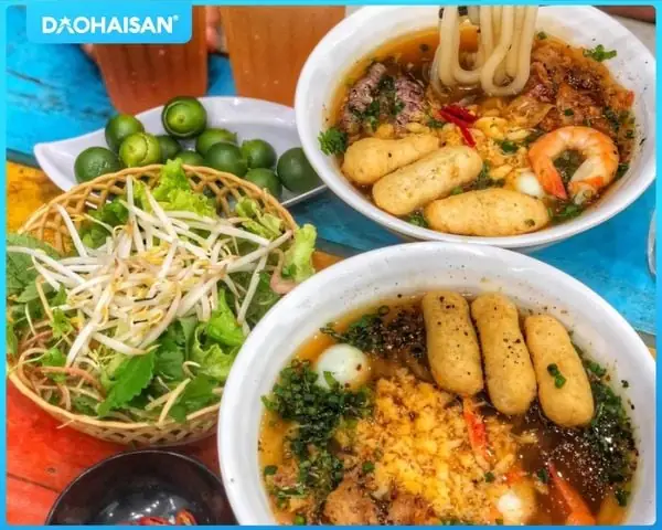 Các Bước Chế Biến Món Bánh Canh Ghẹ Miền Nam