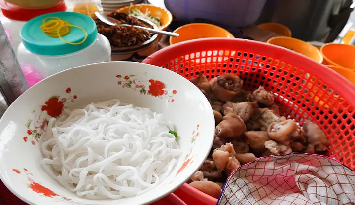 Bánh canh Vĩnh Trung – đặc sản ẩm thực xứ núi