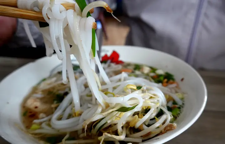 Bánh canh Vĩnh Trung – đặc sản ẩm thực xứ núi