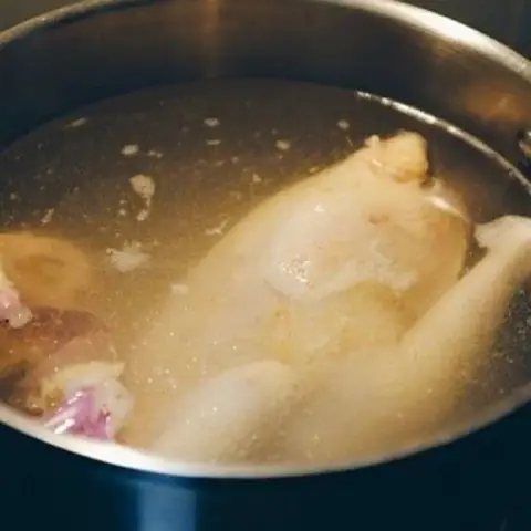 B1. Sơ chế và nấu thịt gà