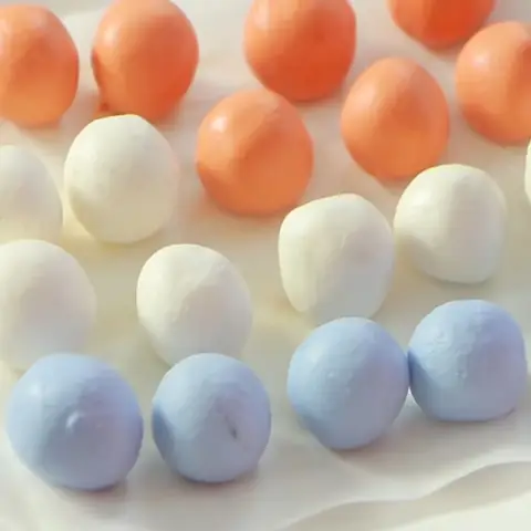 Tạo hình, luộc bánh Tạo hình, luộc bánh