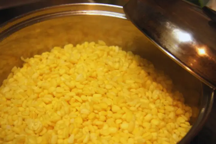 Làm Món Chè Trôi Nước Ngũ Sắc Đẹp Mắt